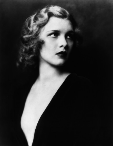 Alfred Cheney Johnston, 1929 -Drucilla_Strain,_Ziegfeld_girl.jpg