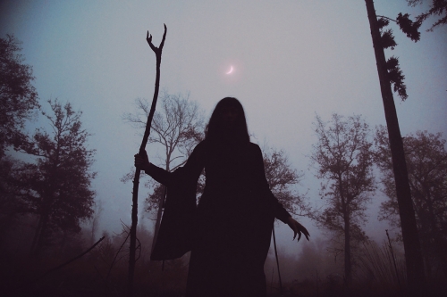 Nona Limmen-I-be-the-Witch-of-the-Wood.jpg