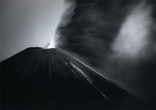 flor garduno erupcion volcan Pacaya guatemala 1989.jpg
