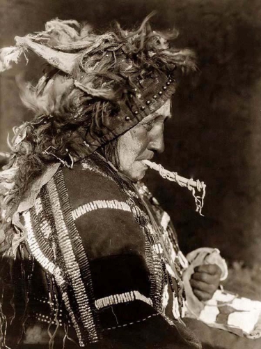 Edward S Curtis Matoacuteki-Indian-Brave Alberta, Canada, 1927.jpg