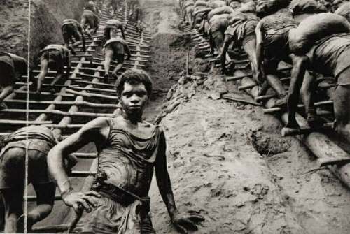 sebastiao salgado workers sera pelada mine 1987 1992e.png