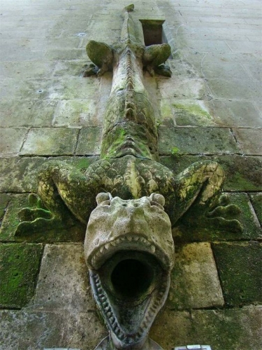 Drain pipe of Château de Pierrefonds, France, 1393-1407. _n.jpg