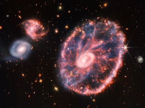 galaxie de la Roue de chariot, le 2 août 2022, obtenue grâce au télescope spatial James Webb..jpg