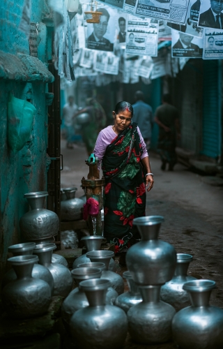 Ashraful Arefin_streets_of_Dhaka, Bangladesh 18.jpg