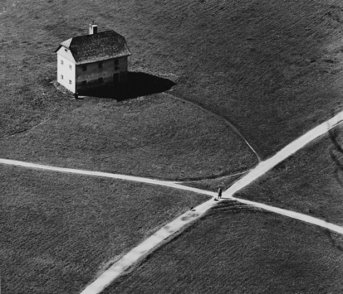 Toni Schneiders_Haus_am_Kreuzweg_Salzburg_1957.jpg
