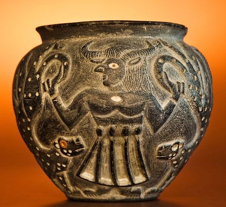 Culture Jroft Mésopotamie vase en chlorite 00.jpg