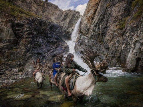 Hamid Sardar-Shamans-Hunters-Mongolia-23-840x630.jpg