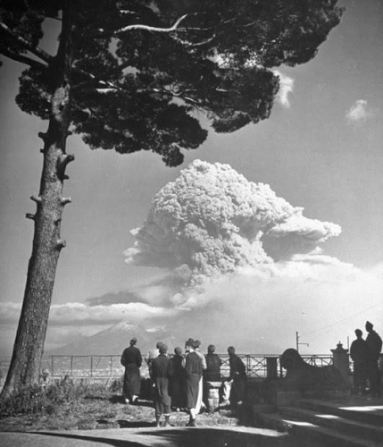 The Eruption of Mount Vesuvius 1944n.jpg