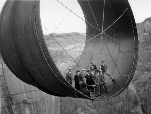 Eugène de Salignac Construction of Hoover Dam, 1933-1935.jpg