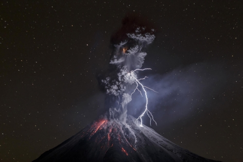 Sergio Tapiro Volcan Colima Mexique.jpg