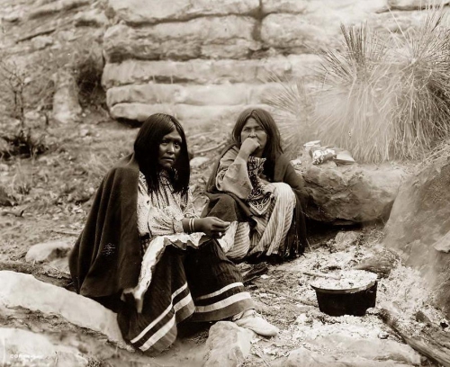 Edward S. Curtis Two Apache Women Campfire Cooking 1903 by ..jpg