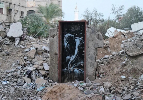 Banksy in Gaza.jpg