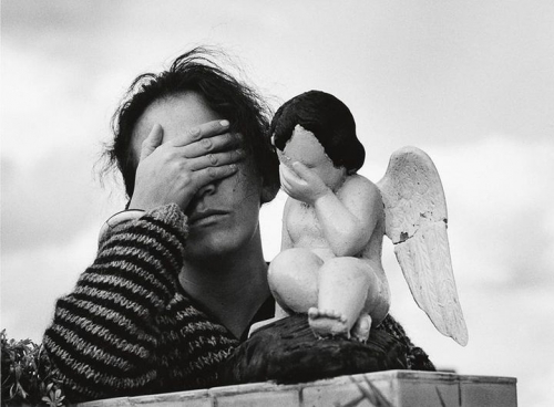 Flor Garduño self portrait 1987n.jpg