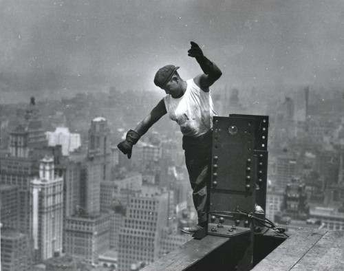 Lewis Wickes Hine - Worker Empire State Building 1931.jpg