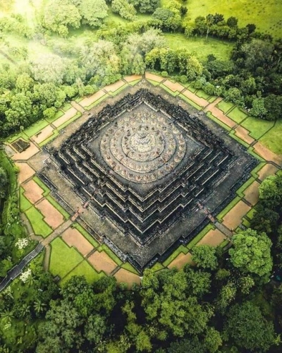 Temple de Borobudur' (9e siècle CE) régence de Magelang, centre de Java Indonésie.jpg